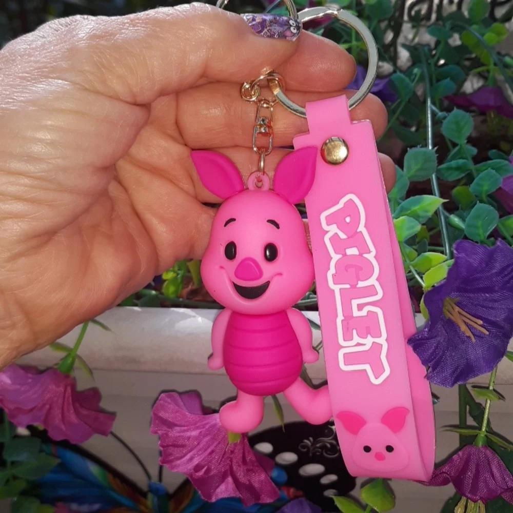 🆕LAST 1🎉DISNEY'S OFFICIALLY LICENCED PIGLET 3D KEYCHAIN * PRICE IS FIRM*